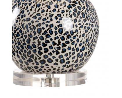 Wildwood - Snow Leopard Lamp