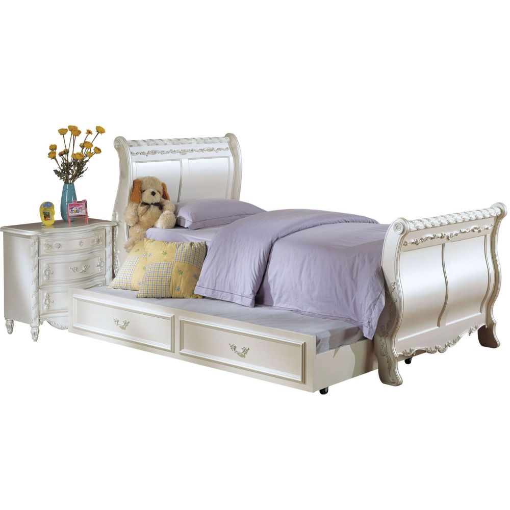 ACME - Pearl Twin Bed in Pearl White/Gold Brush Accent