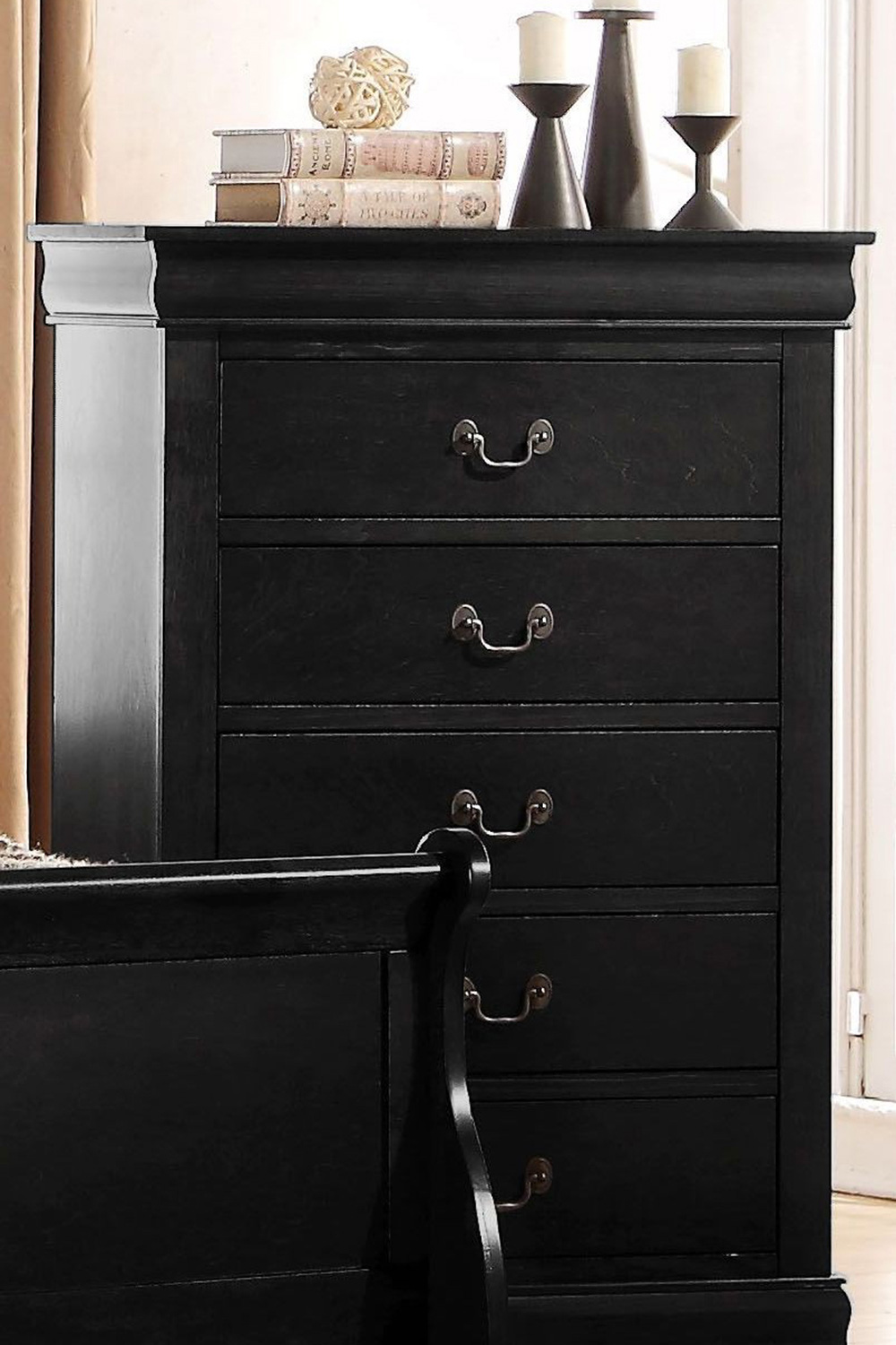 ACME - Louis Philippe Chest