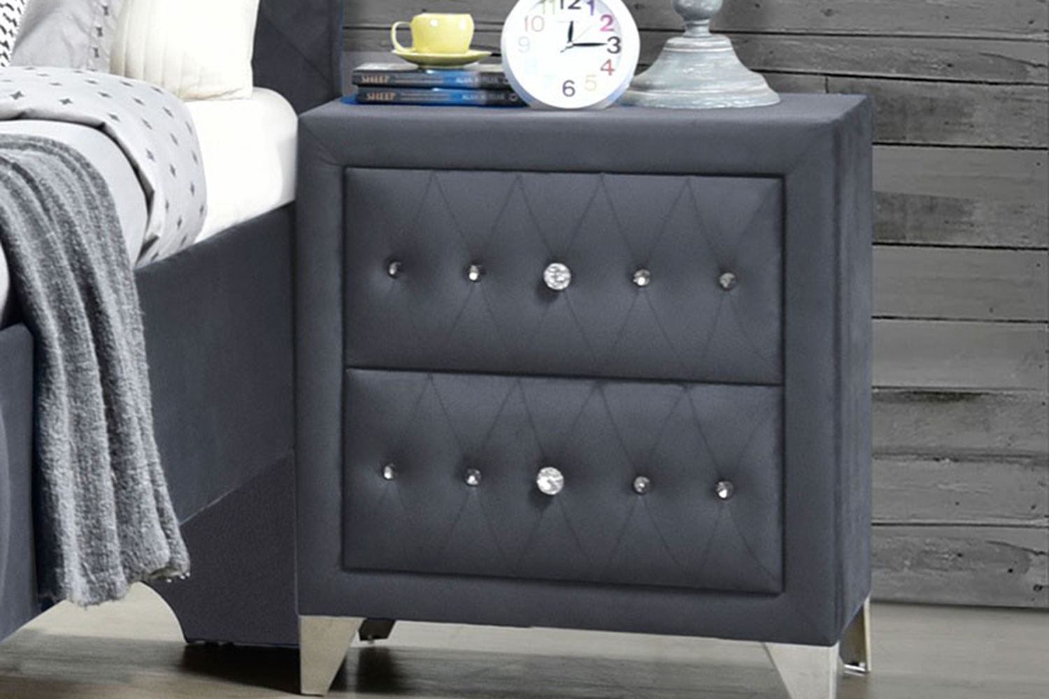 ACME - Dante Nightstand