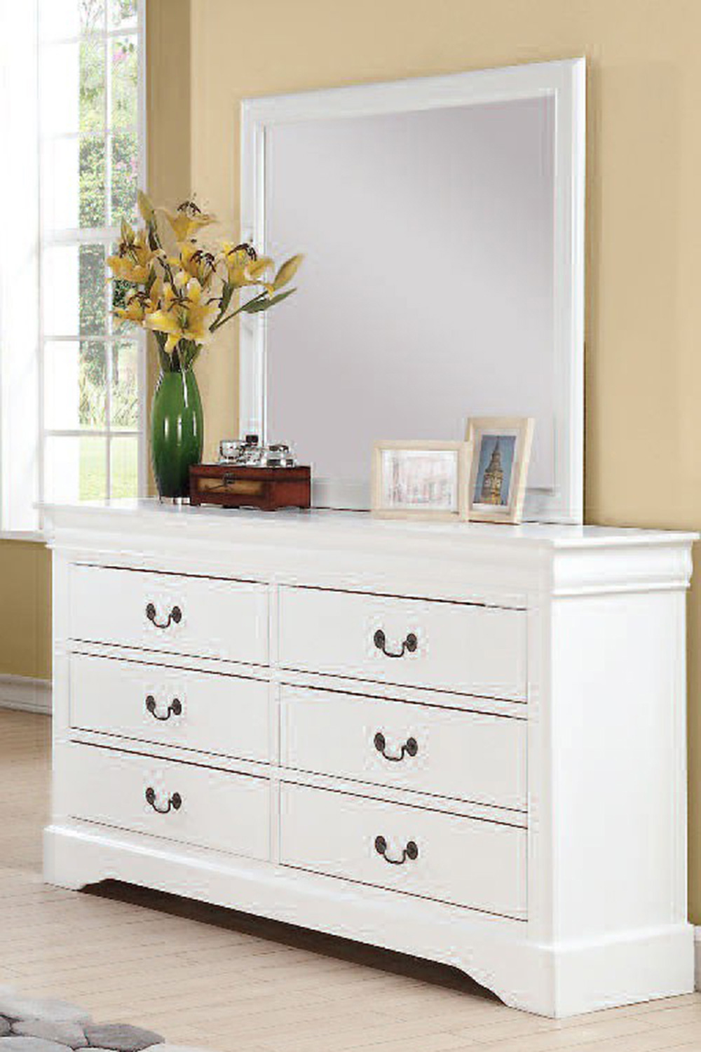 ACME Louis Philipe III Dresser - White