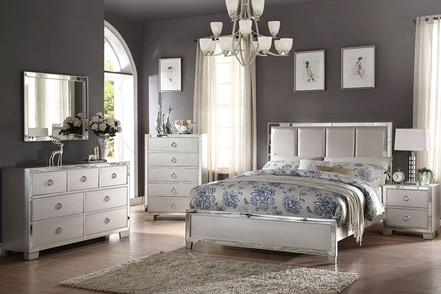 ACME - Voeville II Matte Gold Platinum Upholstered Bed