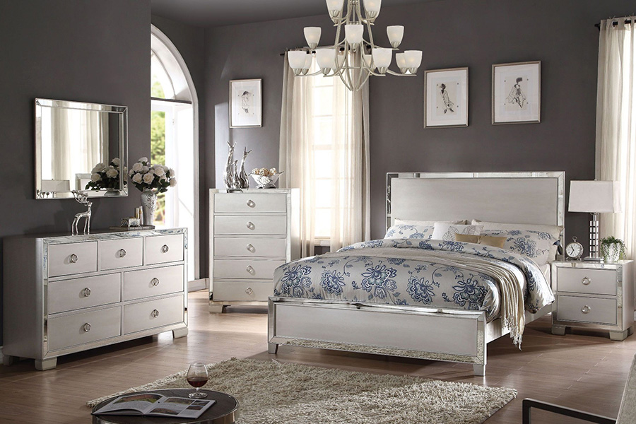 ACME - Voeville II Platinum Upholstered Panel Bed