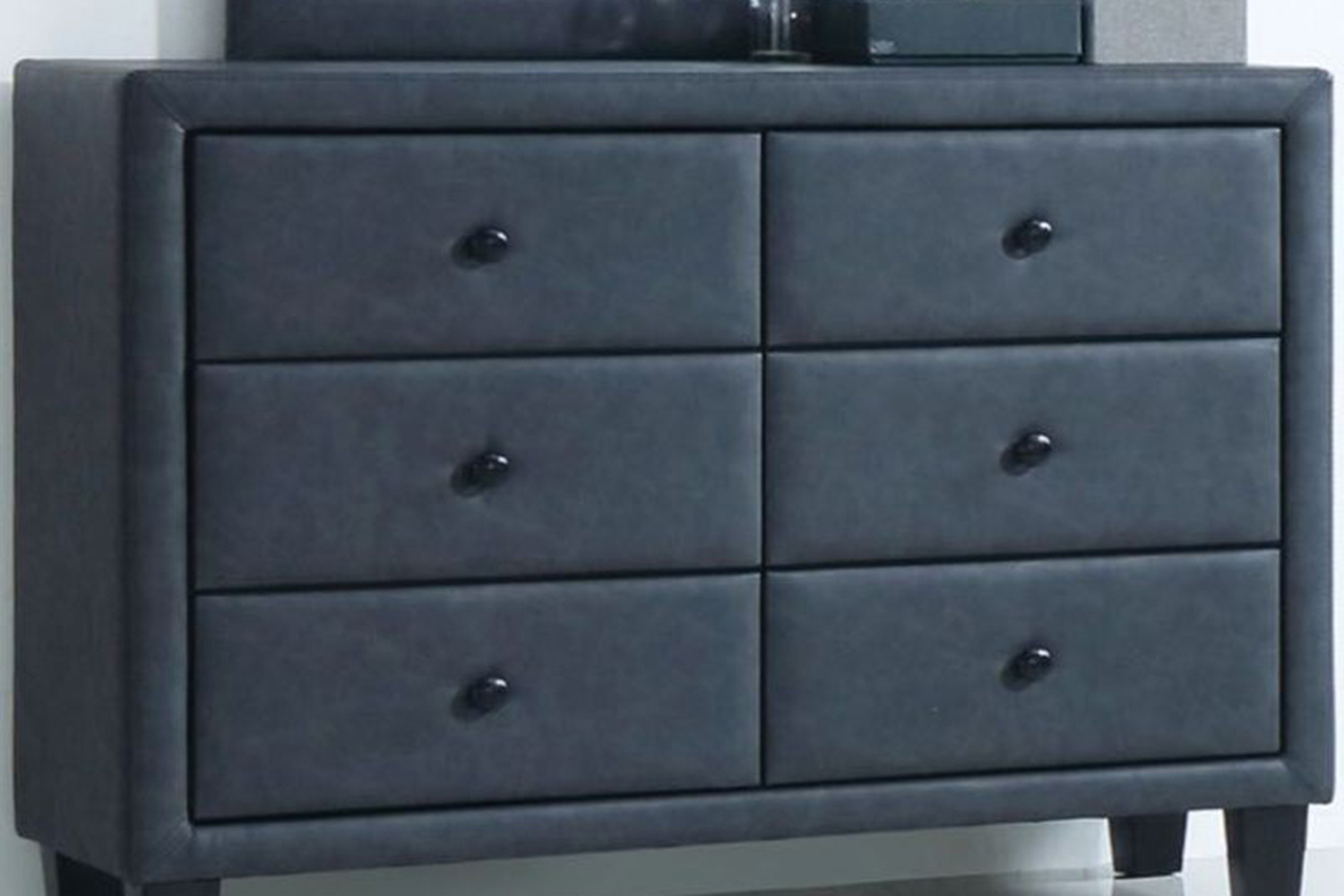 ACME - Saveria Dresser in Gray