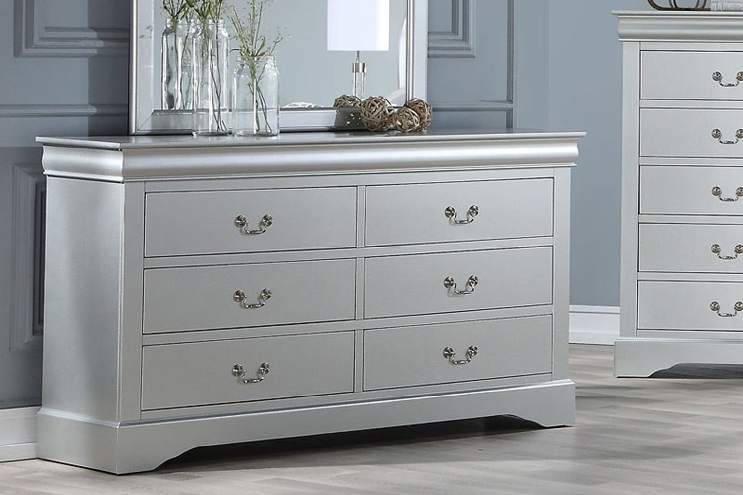 ACME Louis Philipe III Dresser - Platinum