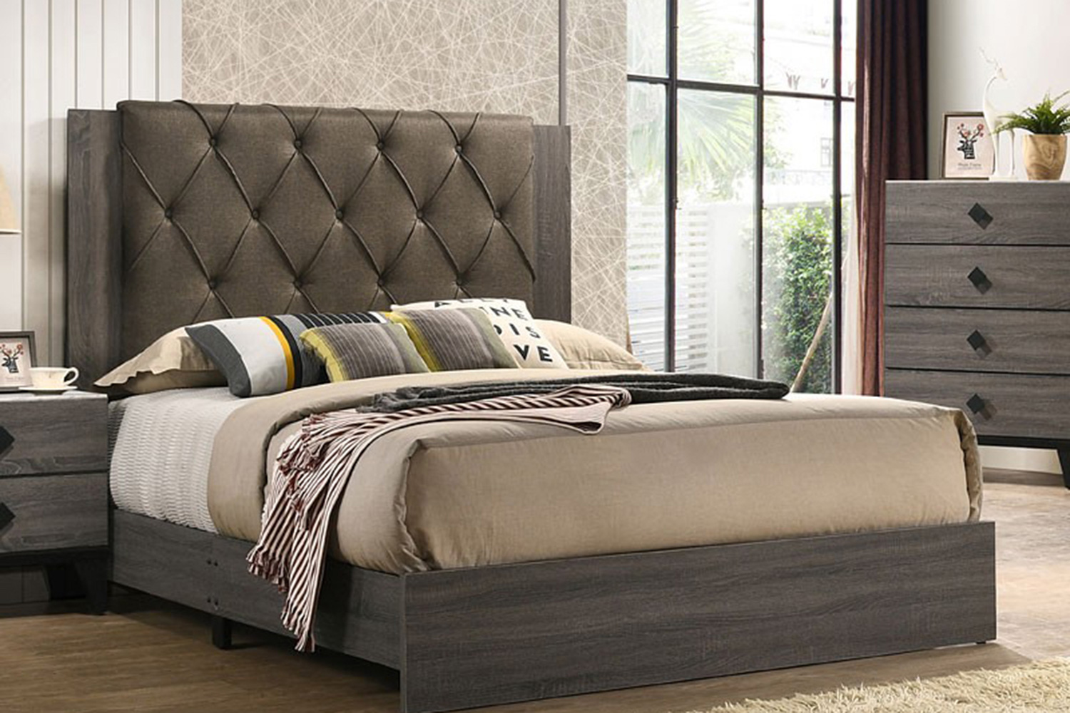 ACME - Avantika Panel Bed