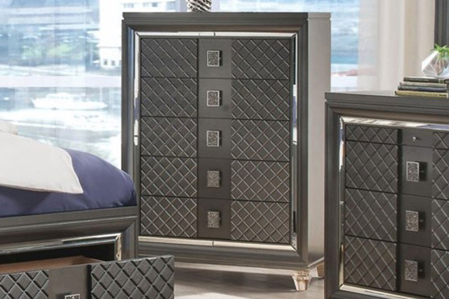 ACME - Sawyer Chest in Metallic Gray