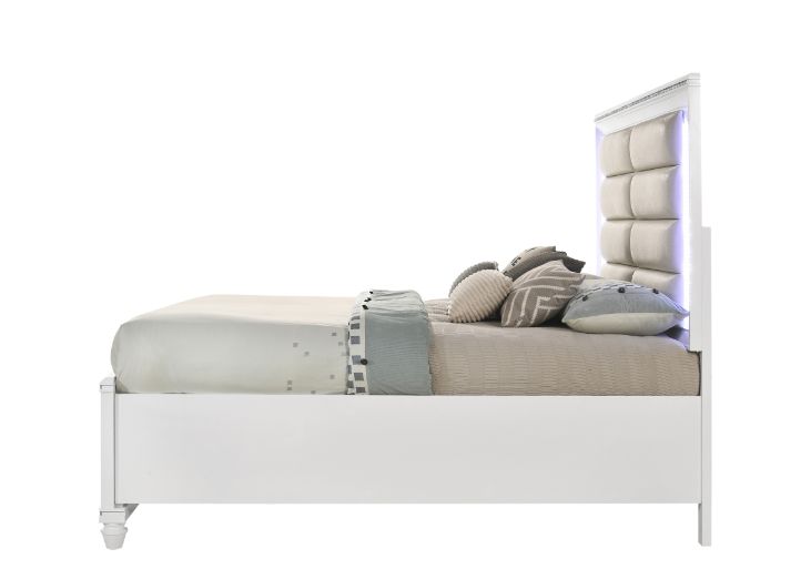 ACME Sadie Queen Bed - Pearl White/White