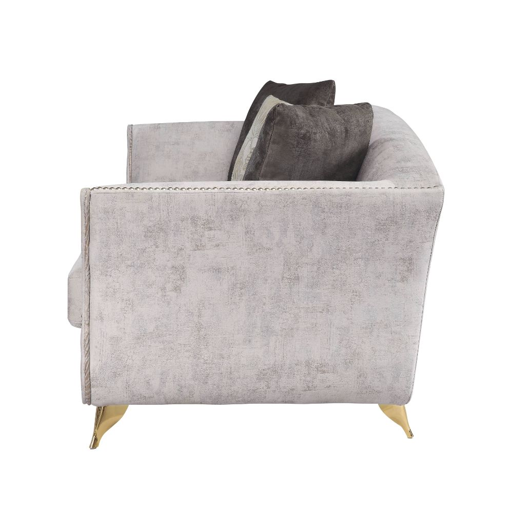 ACME - Wilder Loveseat in Beige