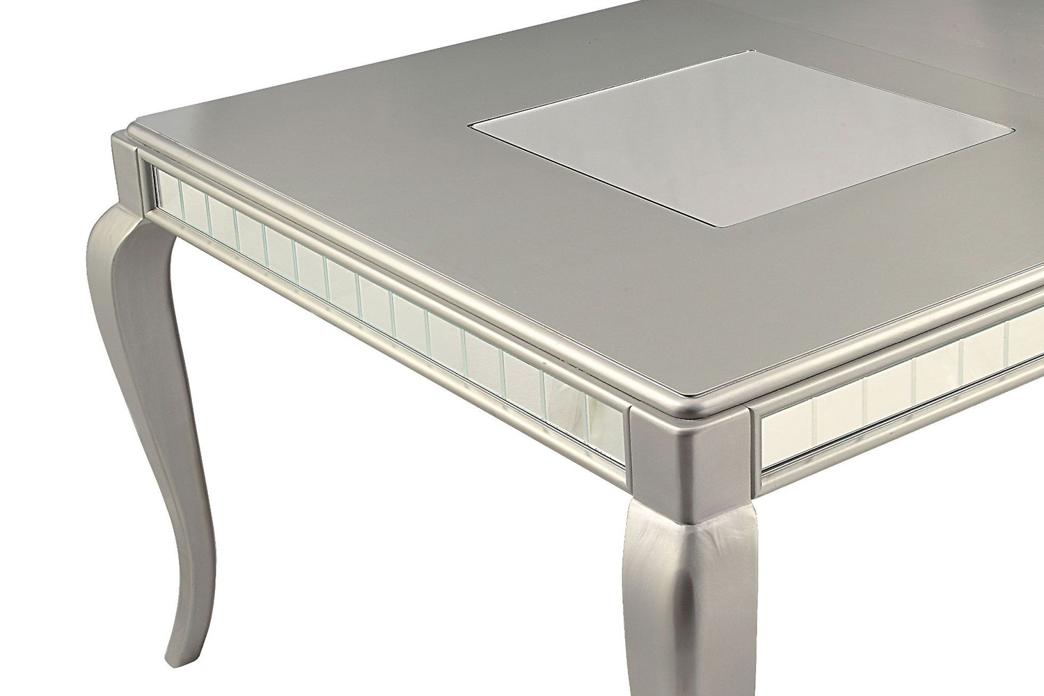 ACME - Francesca Dining Table in Champagne