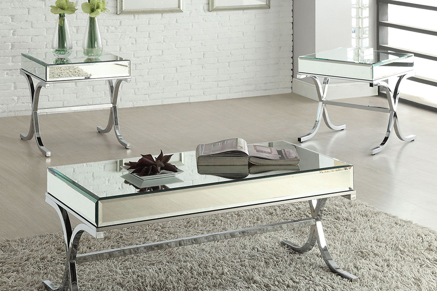 ACME - Yuri End Table in Mirrored/Chrome