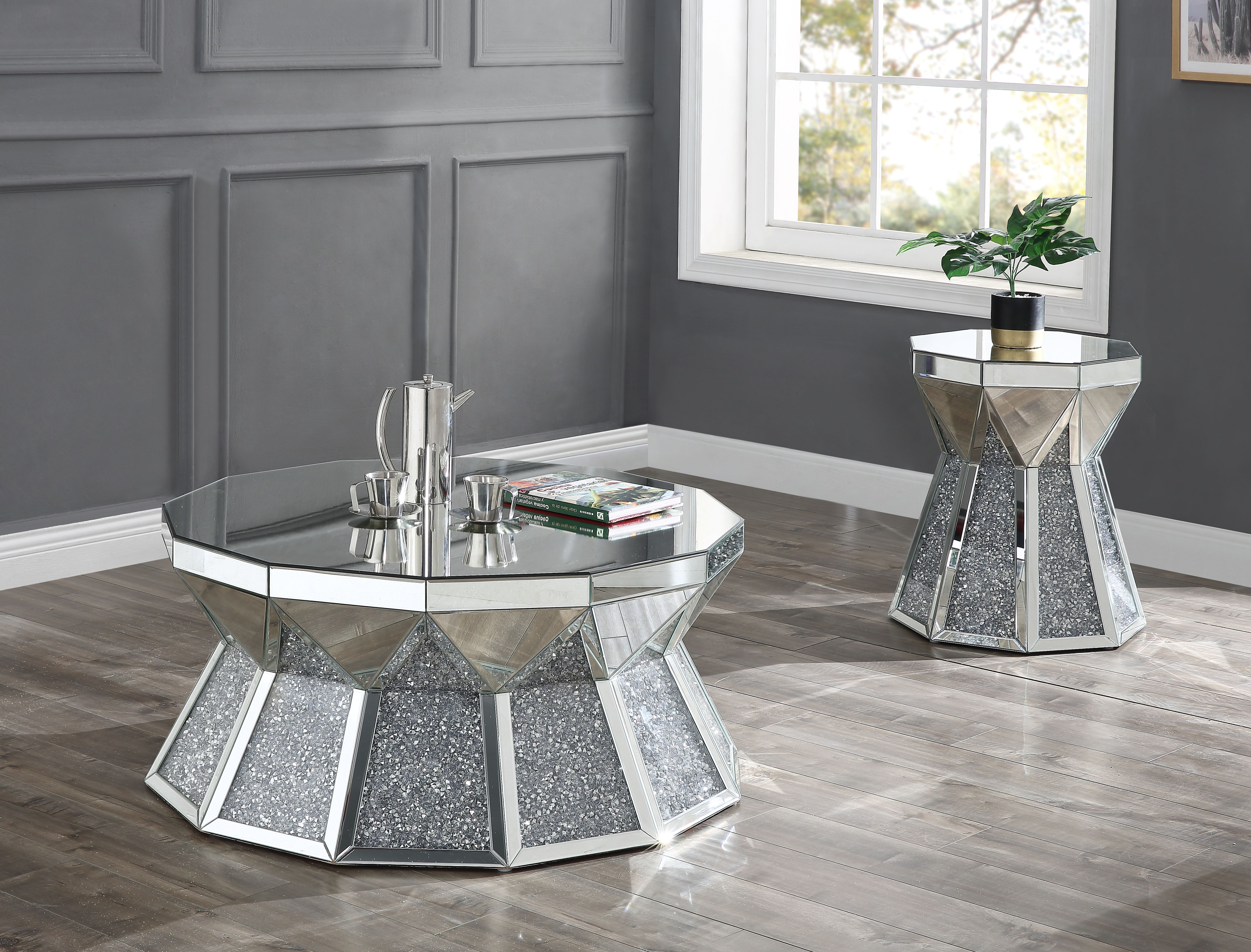 ACME - Noralie Coffee Table in Mirrored/Faux Diamonds (88060)