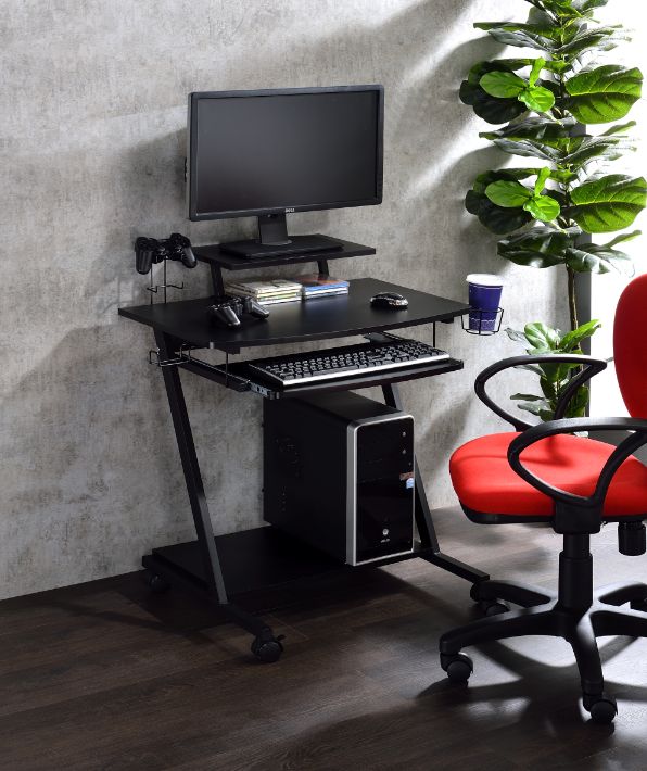 ACME - Ordrees Gaming Desk in Black