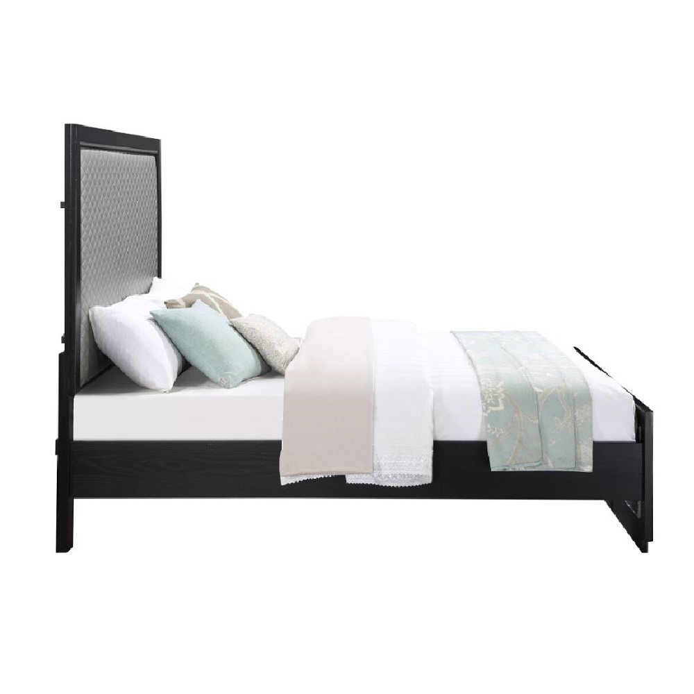 ACME Nicola EK Bed - Silver/Black