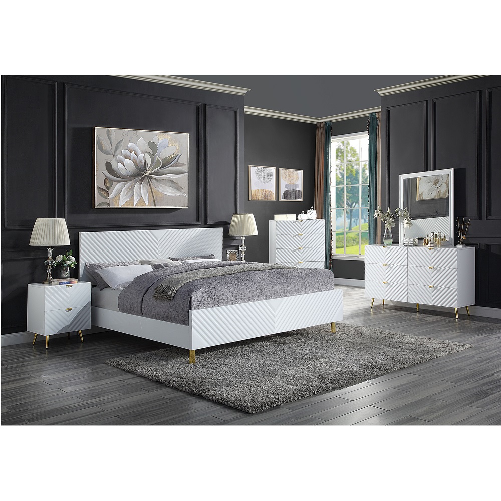 ACME Gaines CK Bed - White High Gloss