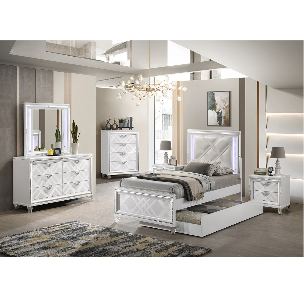 ACME Skylar Full Bed with Led - Synthetic/Pearl White