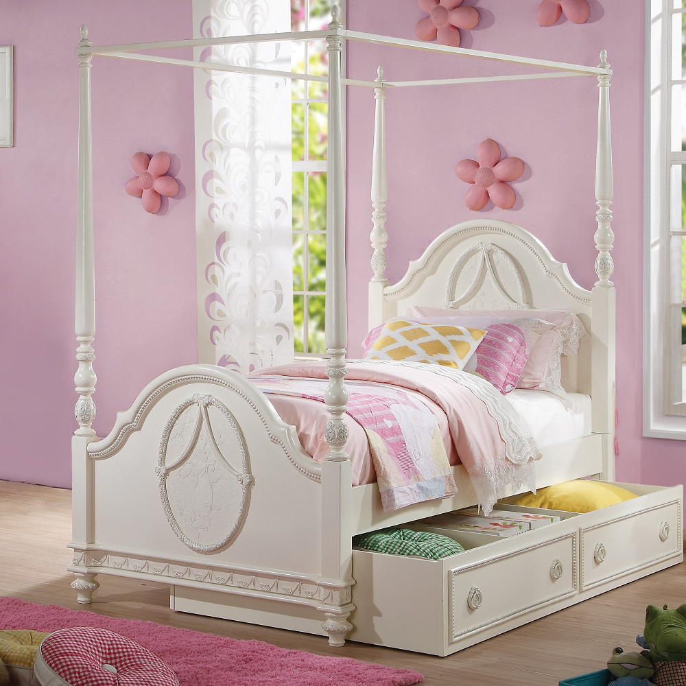 ACME - Dorothy Full Post Bed in Ivory