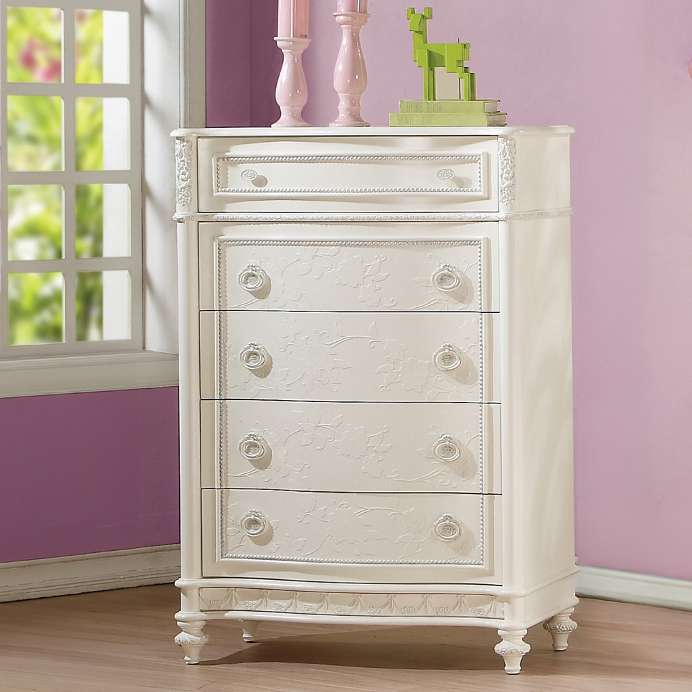 ACME - Dorothy Chest in Ivory