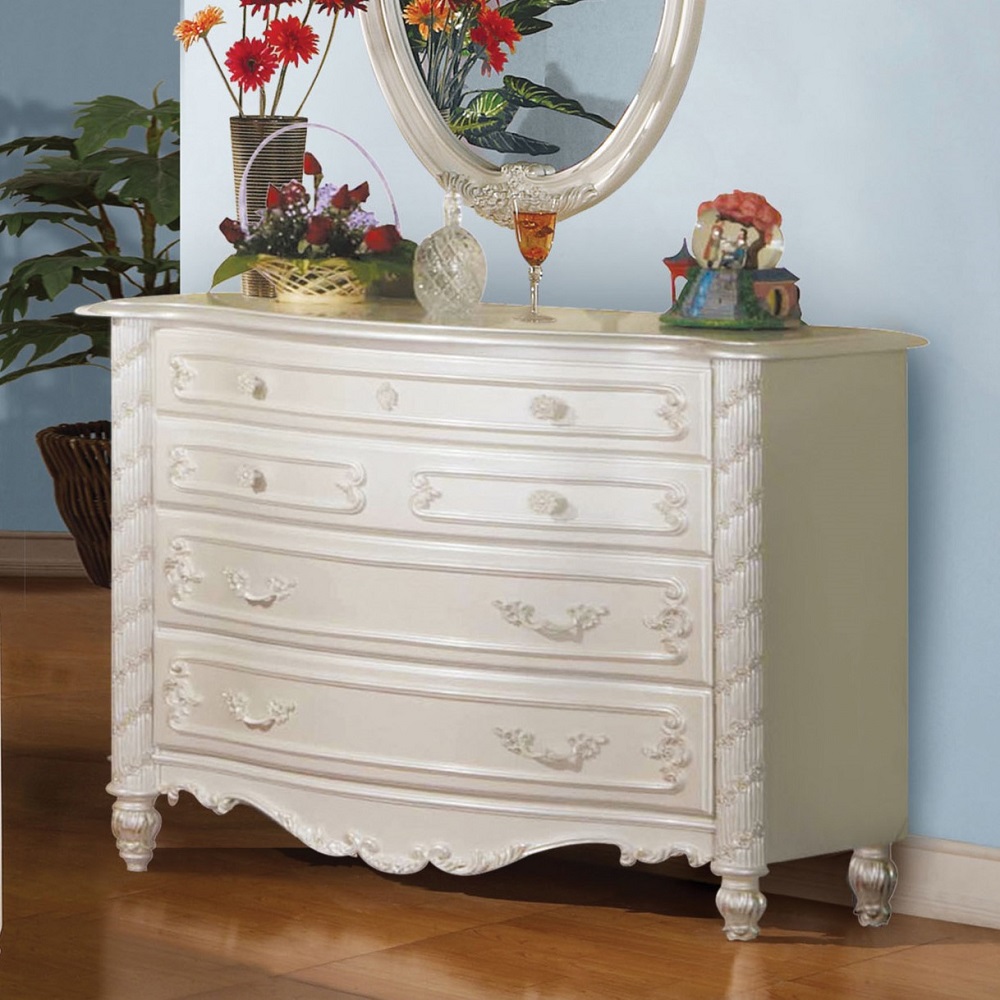 ACME - Pearl Dresser in Pearl White (BD02435)