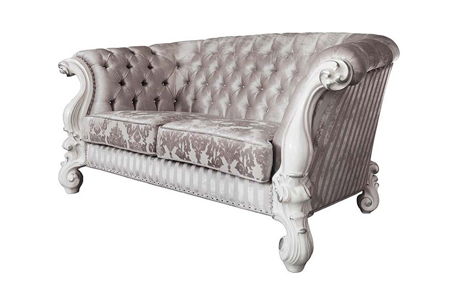 ACME - Versailles Loveseat with 5 Pillows in Ivory/Bone White