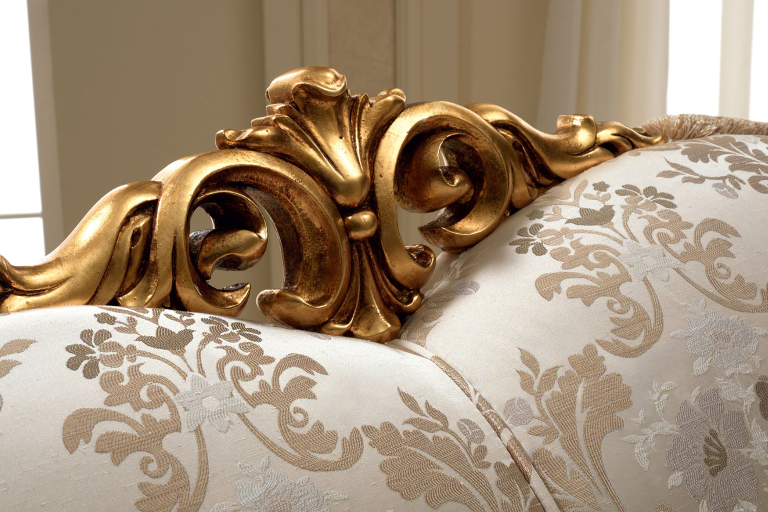 Arredoclassic Donatello Sofa With Bed - White/Gold, Cat. B