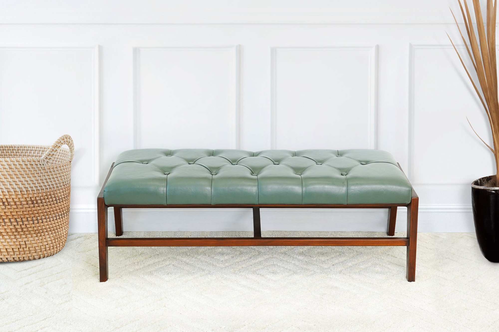 Ashcroft Hera Leather Bench with Buttons - Green