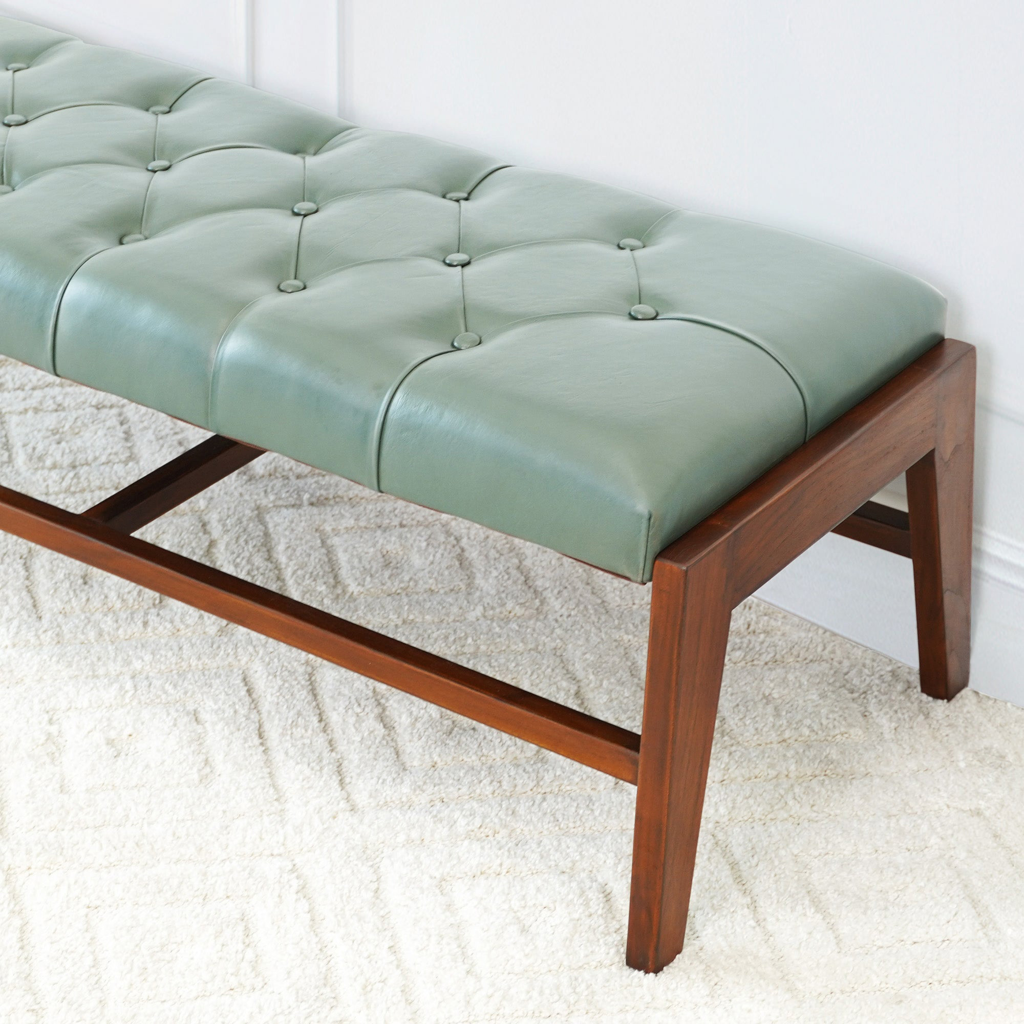 Ashcroft Hera Leather Bench with Buttons - Green