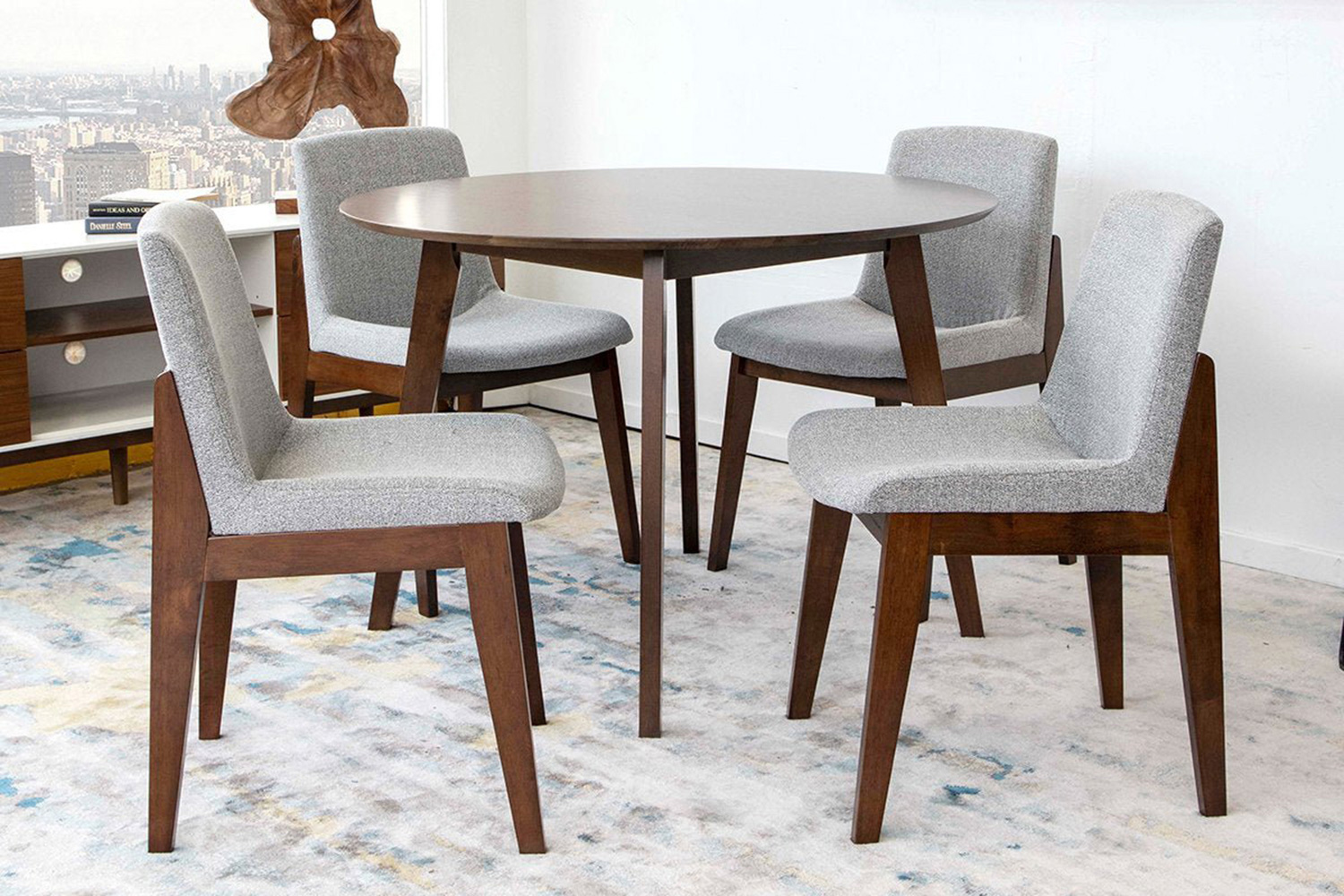 Ashcroft - Aliana Dining Set with 4 Ohio Chairs