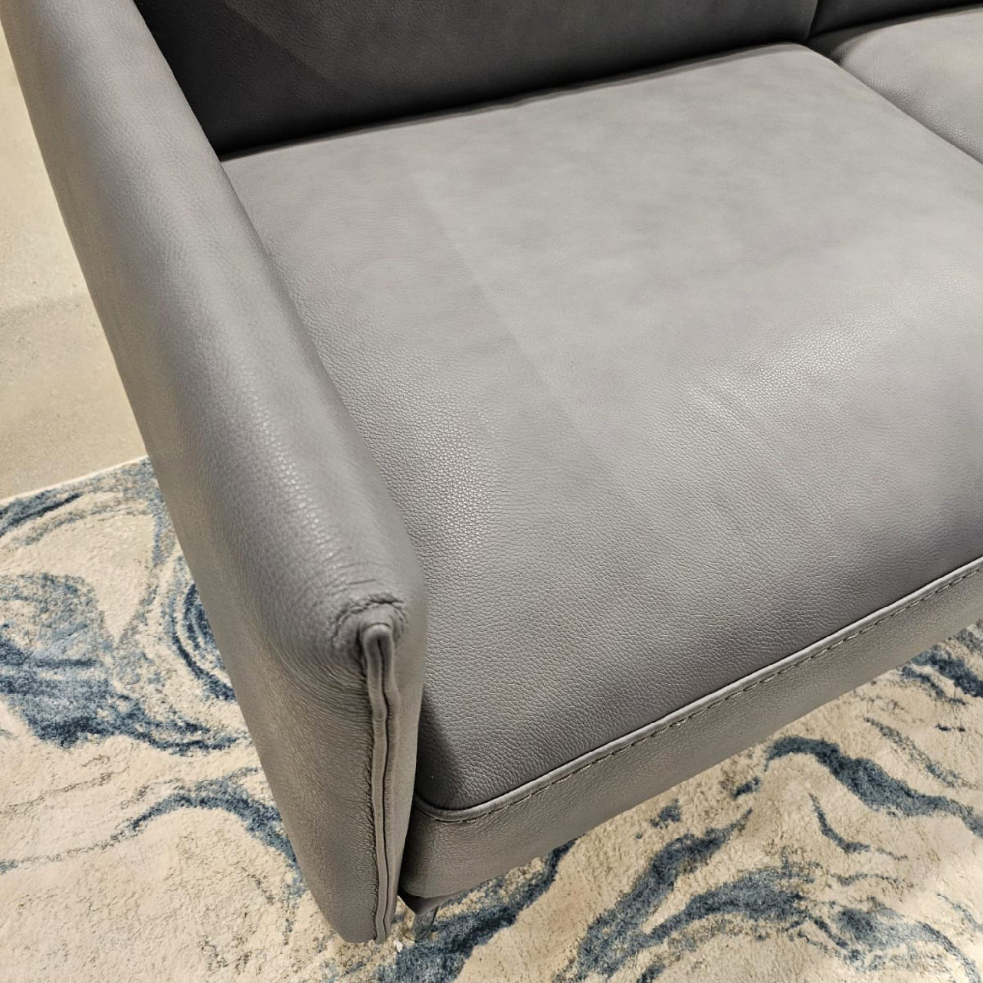 Bellini - Anzio Loveseat in Gray