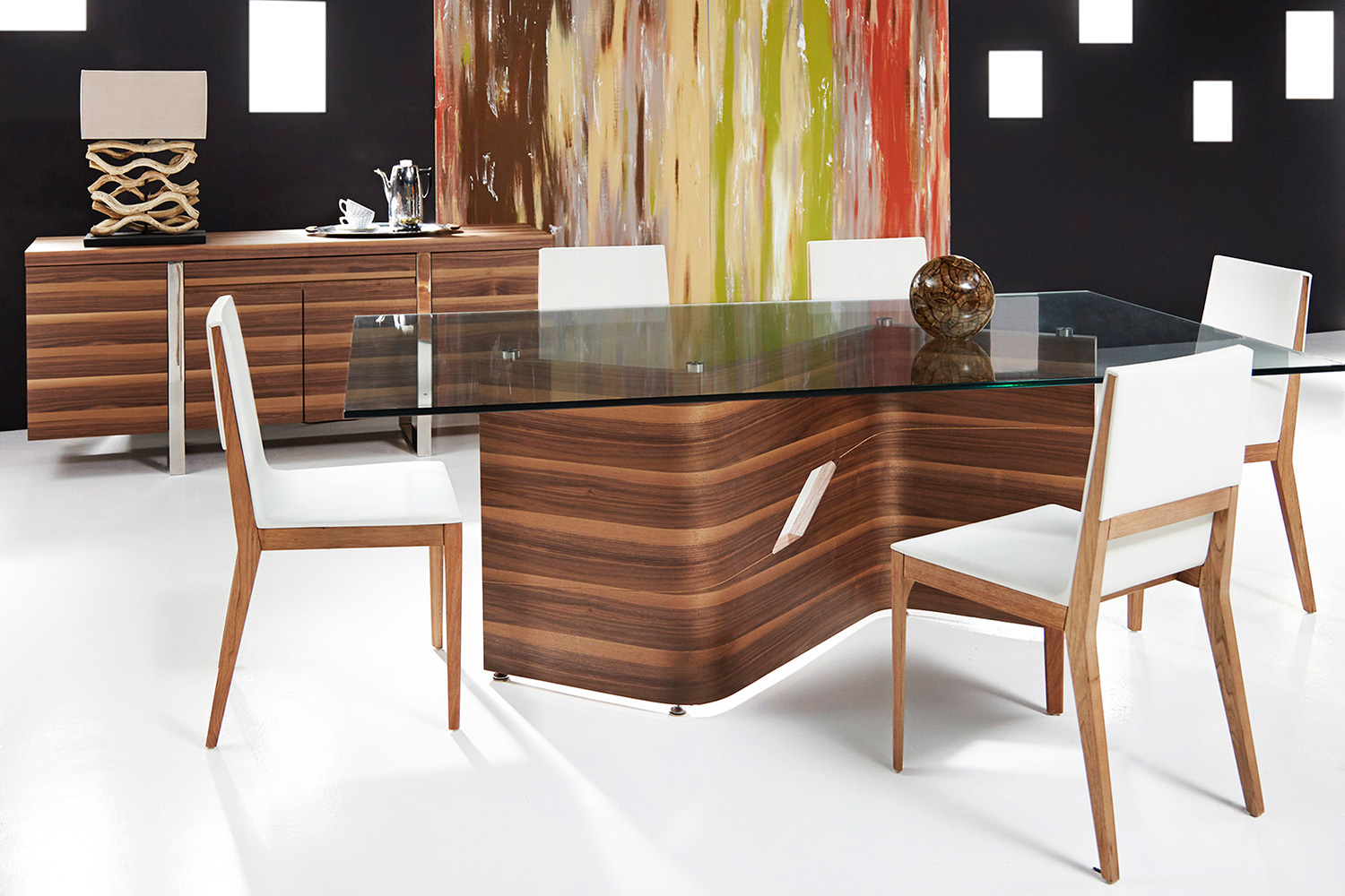 Bellini - Dakota Dining Table