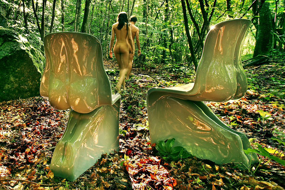 Casamania - Him Iconic Chair Glossy Finish