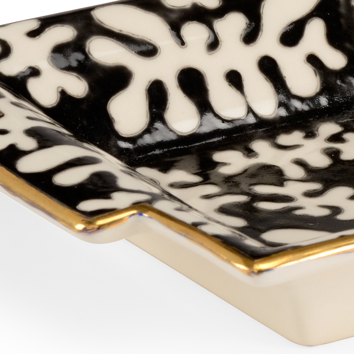 Chelsea House - Coral Tray in Black/White