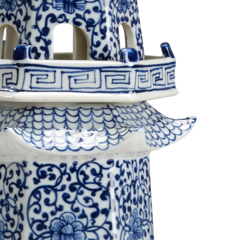 Chelsea House - Canton Pagoda in Cobalt/Off White