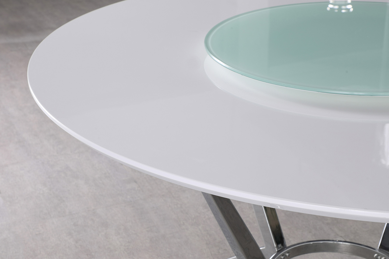 Coaster - Abby Round Dining Table With Lazy Susan in White/Chrome