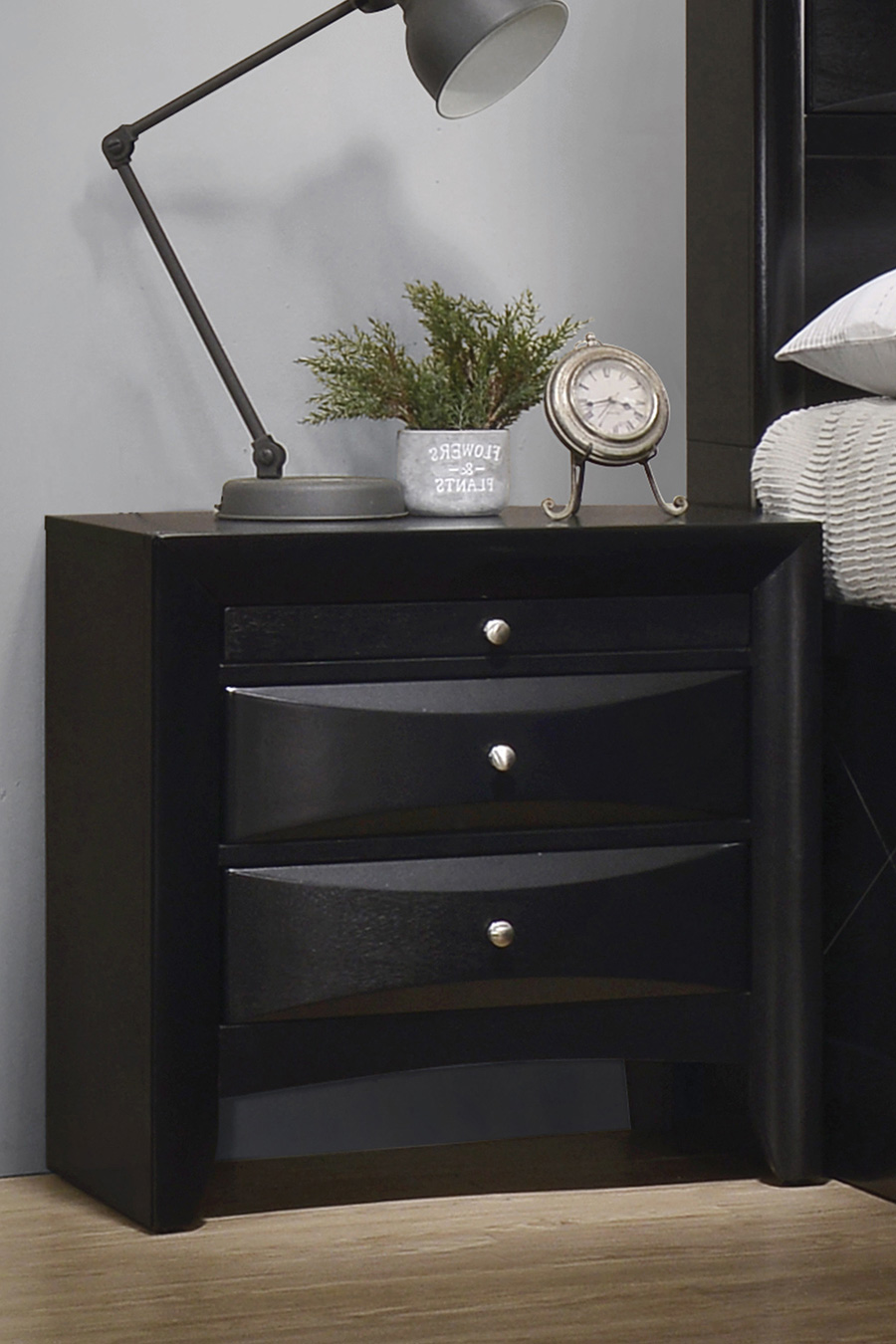 Coaster - Briana Rectangular 2-Drawer Nightstand in Black