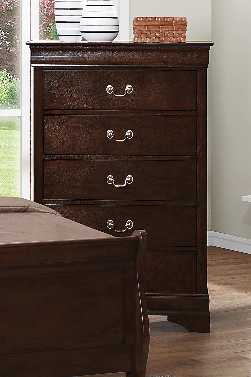 Coaster Louis Philippe 5-Drawer Chest with Silver Bails - Cappuccino