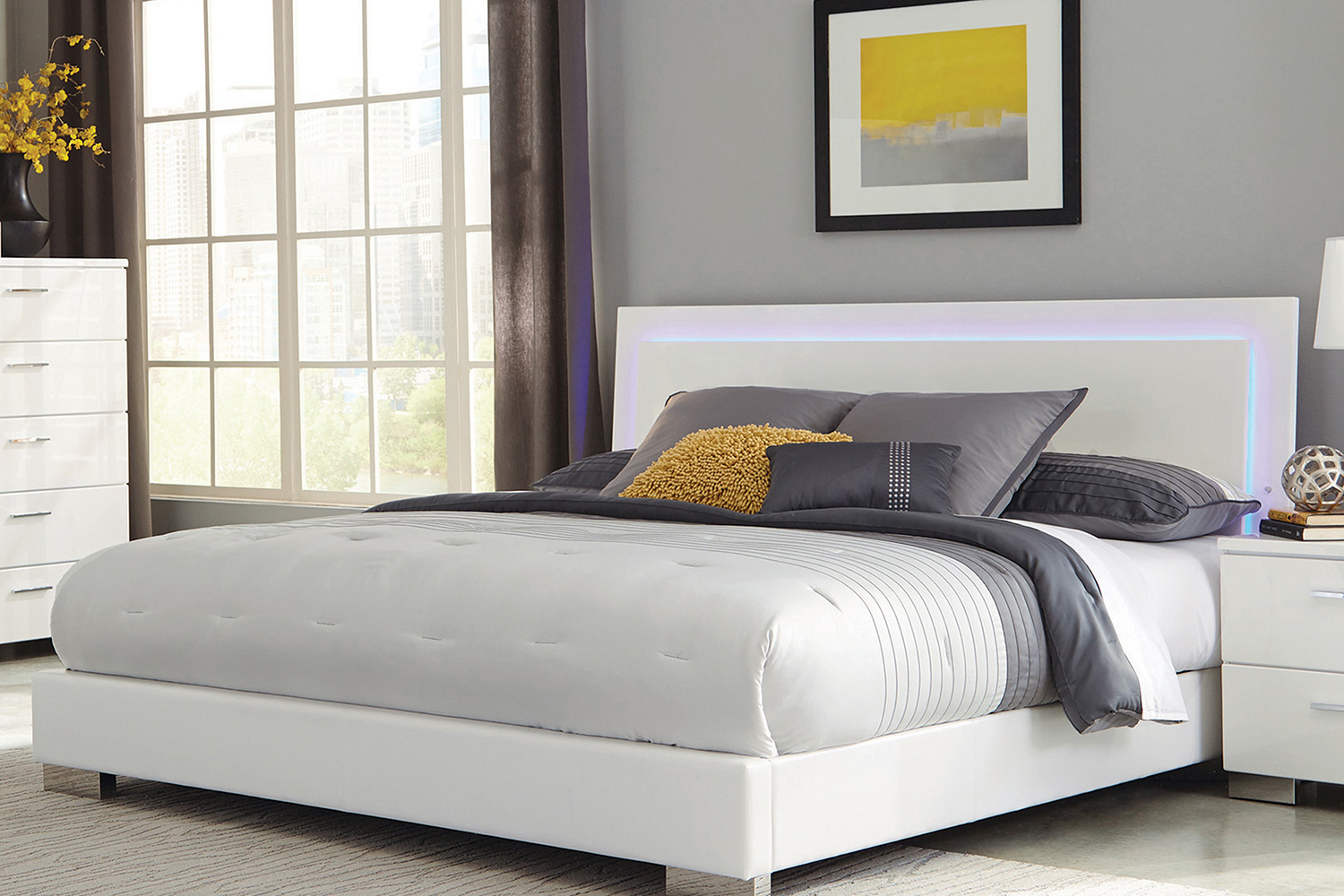 Coaster Felicity Eastern King Panel Bed with Led Lighting - Glossy White