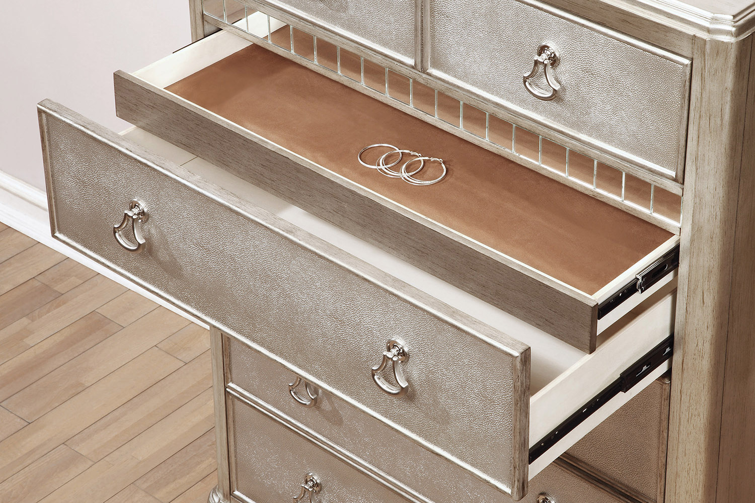 Coaster - Bling Game 6-Drawer Chest in Metallic Platinum