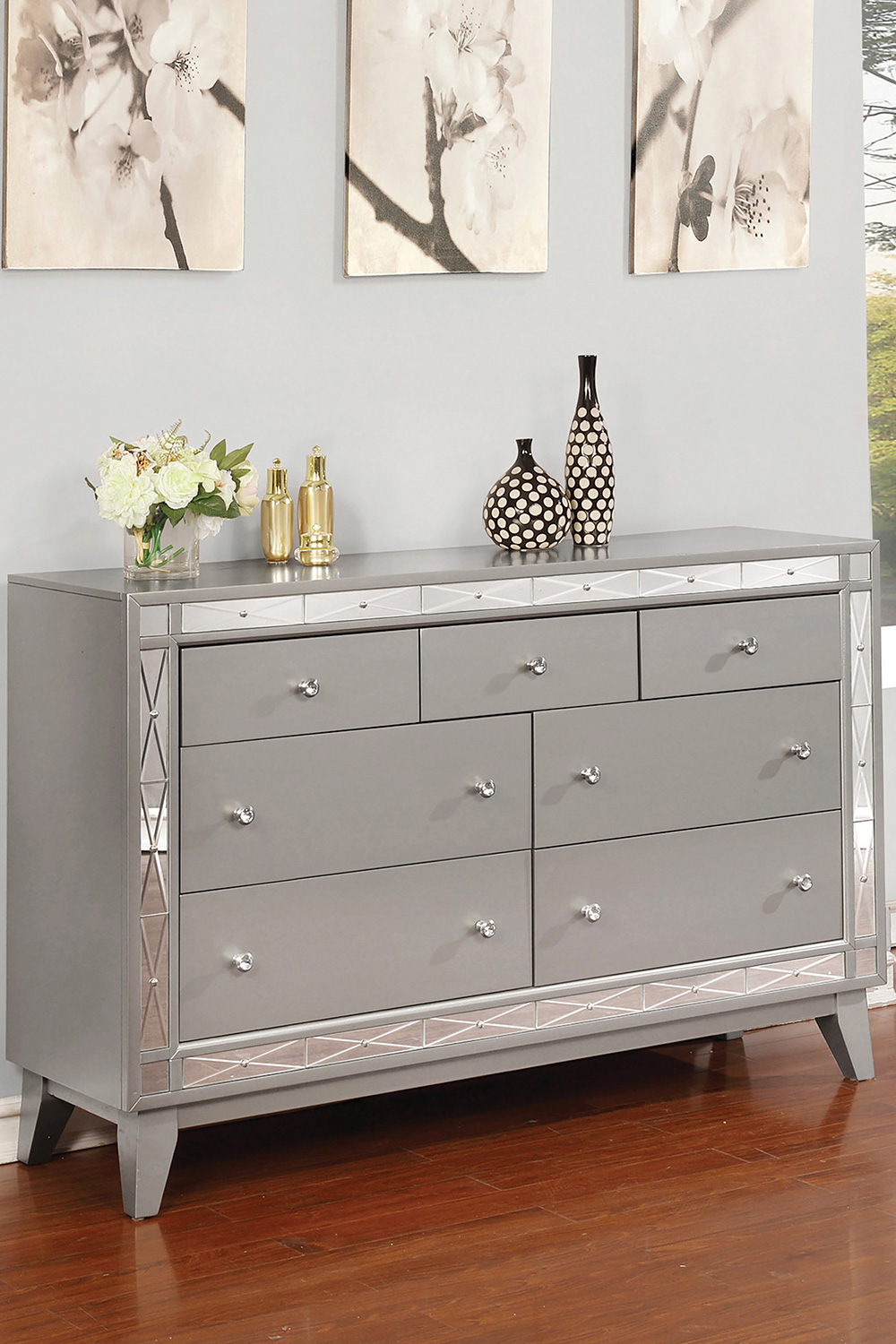 Coaster - Leighton 7-Drawer Dresser in Metallic Mercury