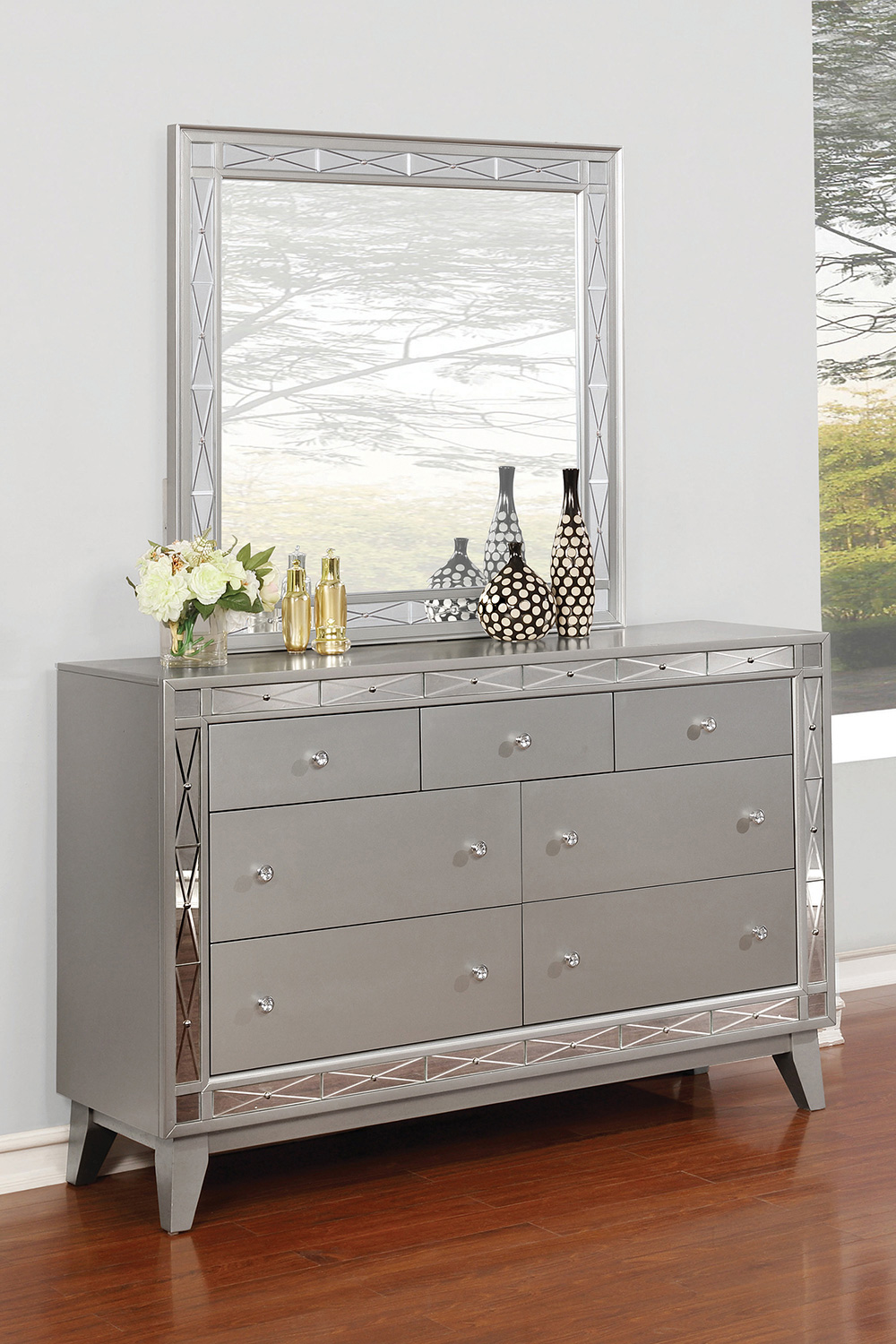 Coaster - Leighton 7-Drawer Dresser in Metallic Mercury