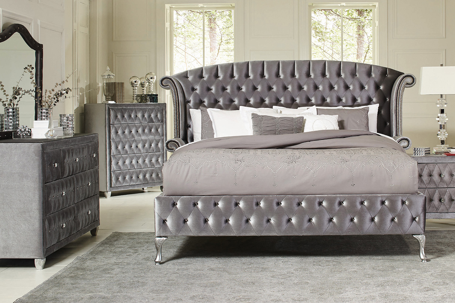 Coaster Deanna California King Tufted Upholstered Bed - Gray