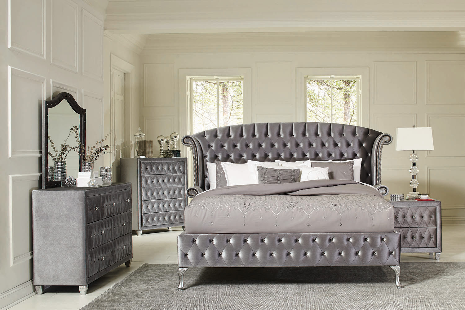 Coaster Deanna California King Tufted Upholstered Bed - Gray