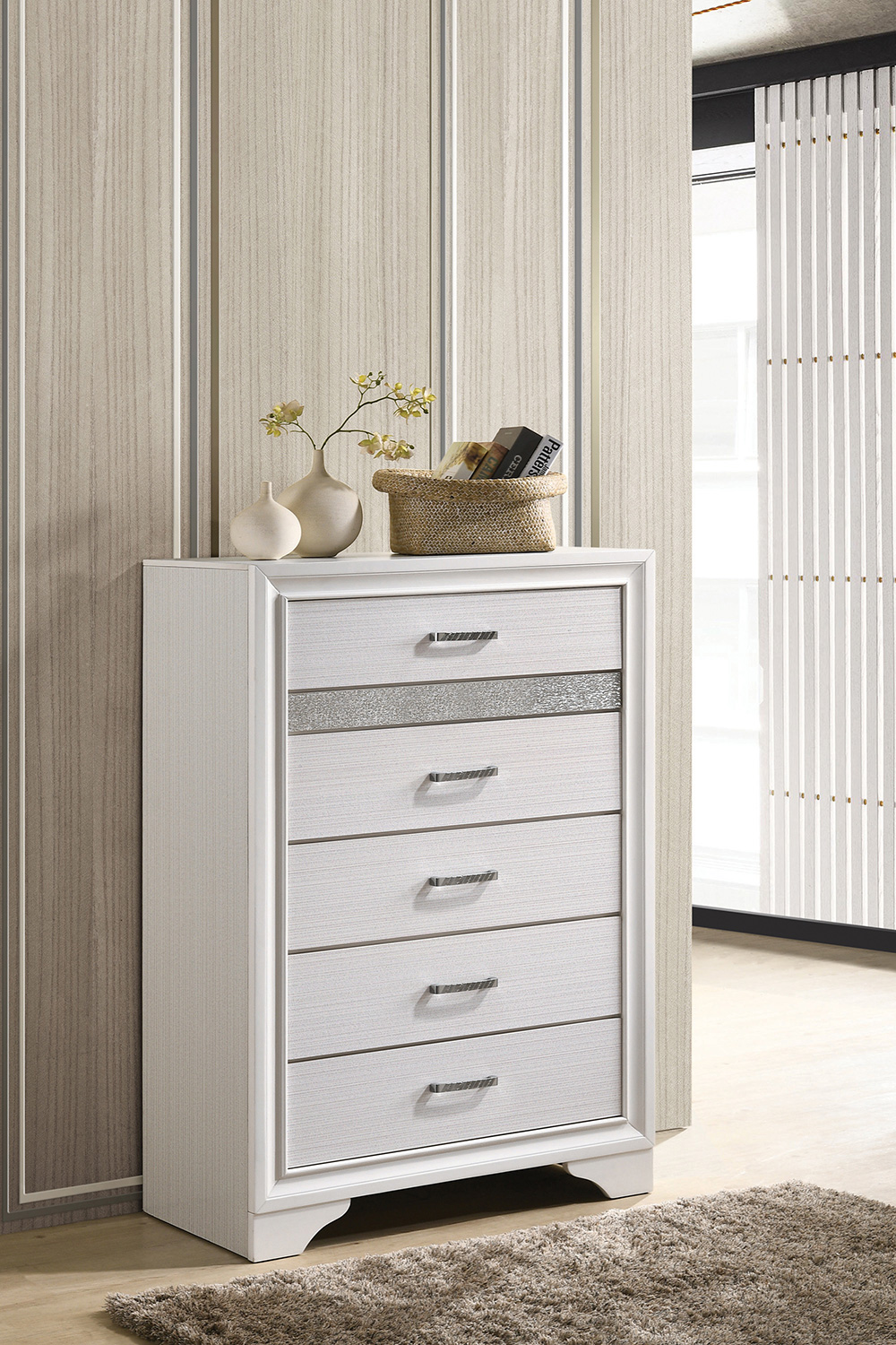 Coaster Miranda 5-Drawer Chest - White/Rhinestone