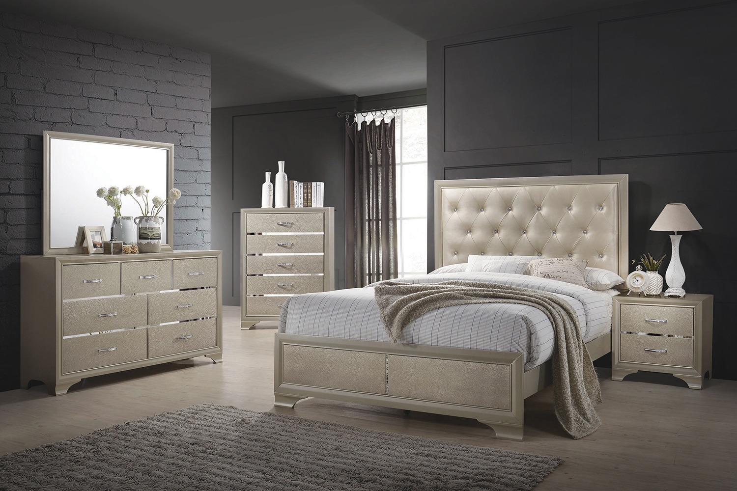 Coaster Beaumont Upholstered Queen Bed - Champagne