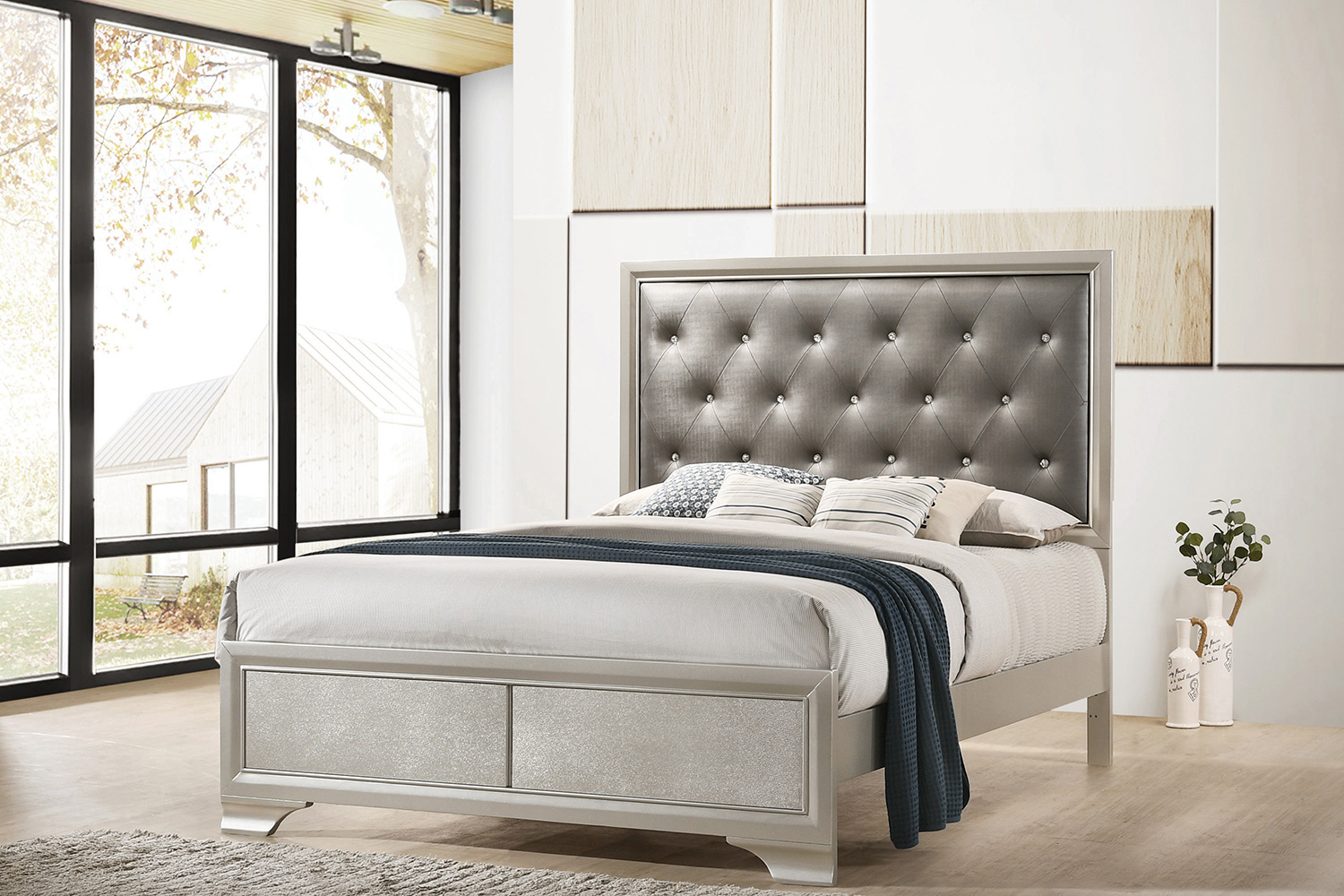 Coaster Salford Eastern King Panel Bed - Metallic Sterling/Charcoal Gray