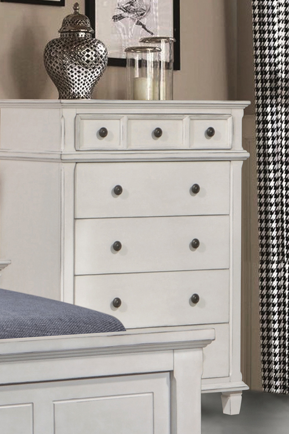 Coaster - Carolina 5-Drawer Chest in Antique White