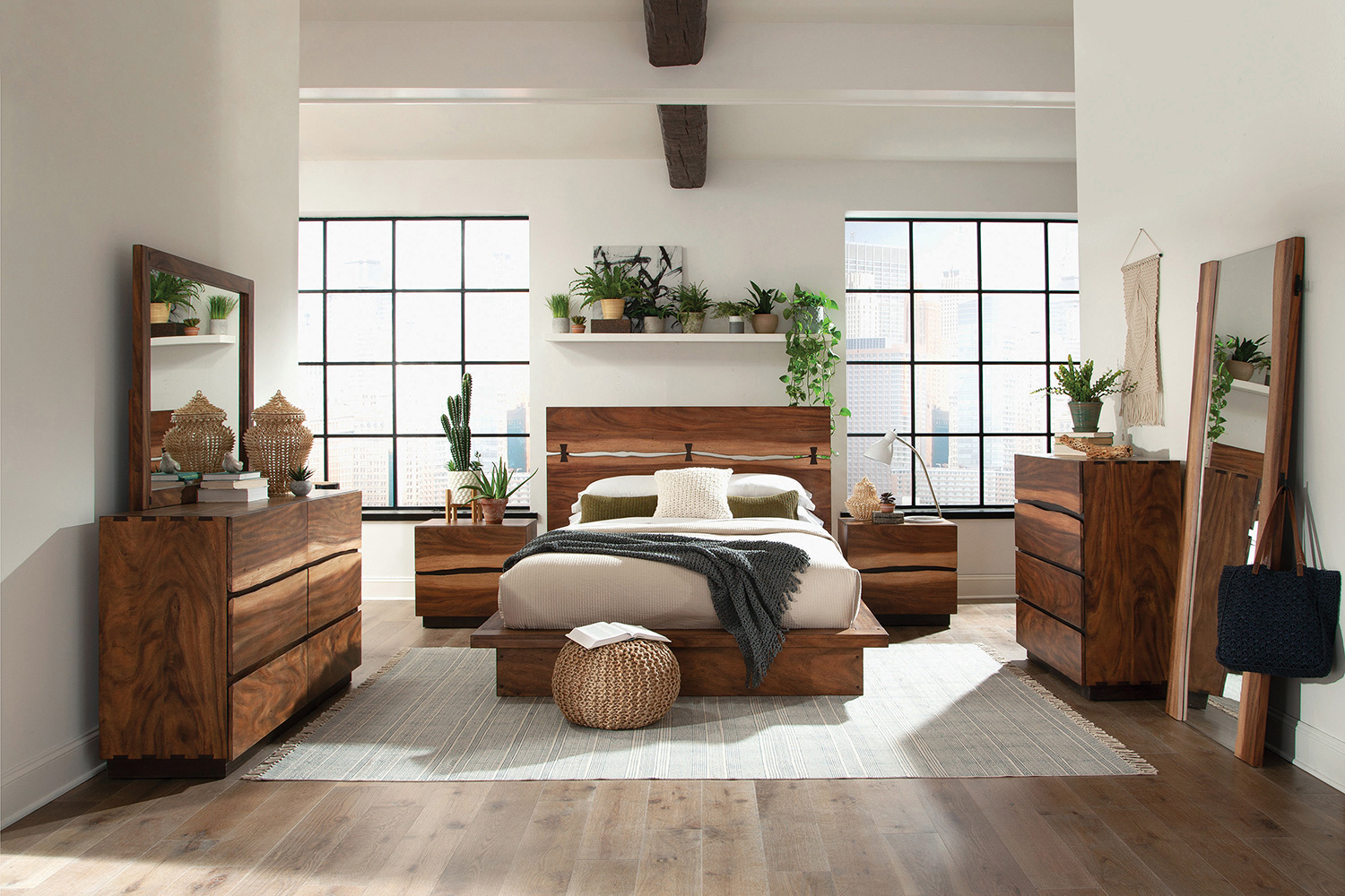 Coaster Winslow Eastern King Bed - Smokey Walnut/Coffee Bean