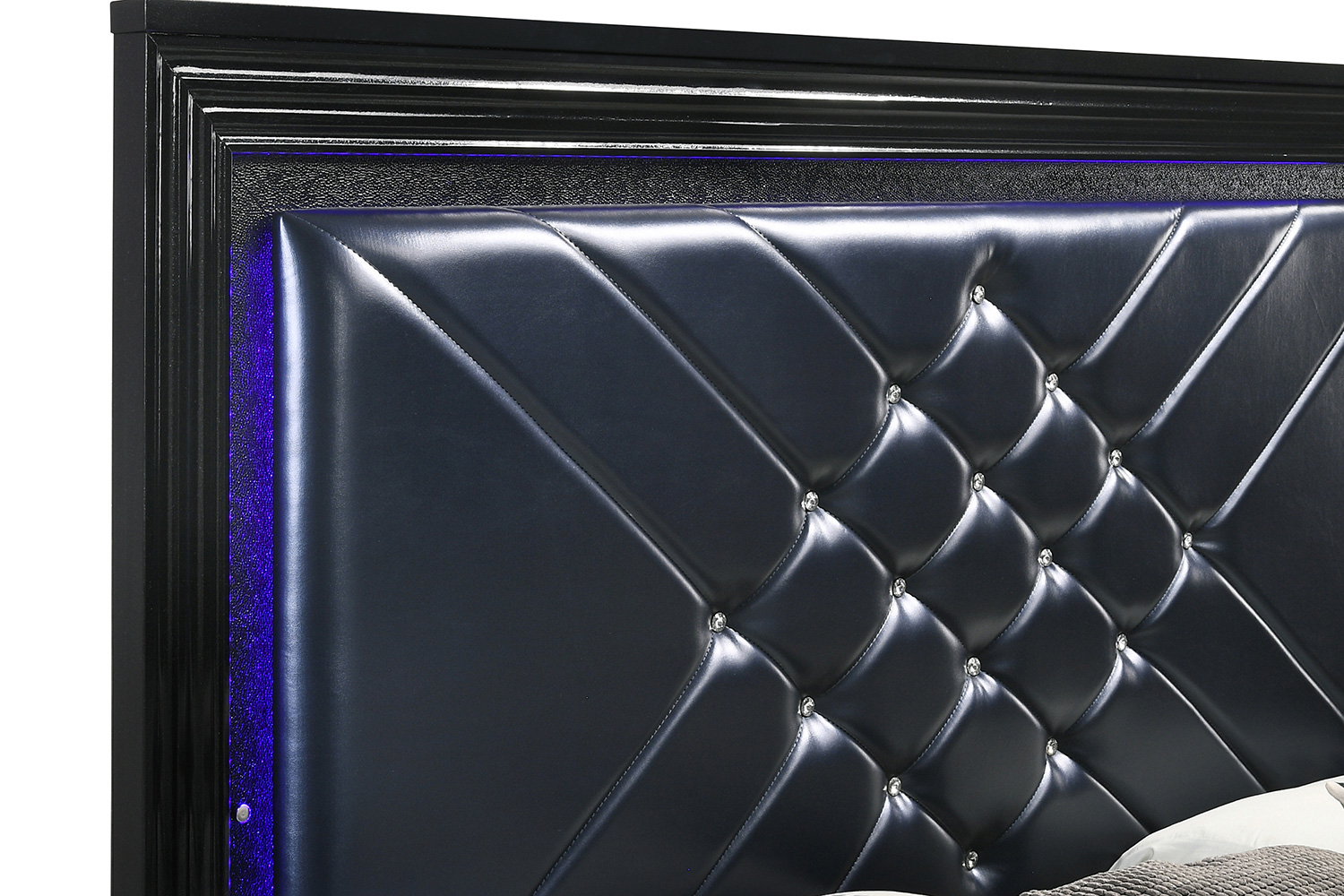 Coaster™ Penelope Eastern King Bed with Led Lighting - Black/Midnight Star