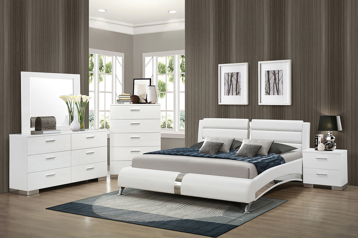 Coaster Jeremaine Eastern King Upholstered Bed - White