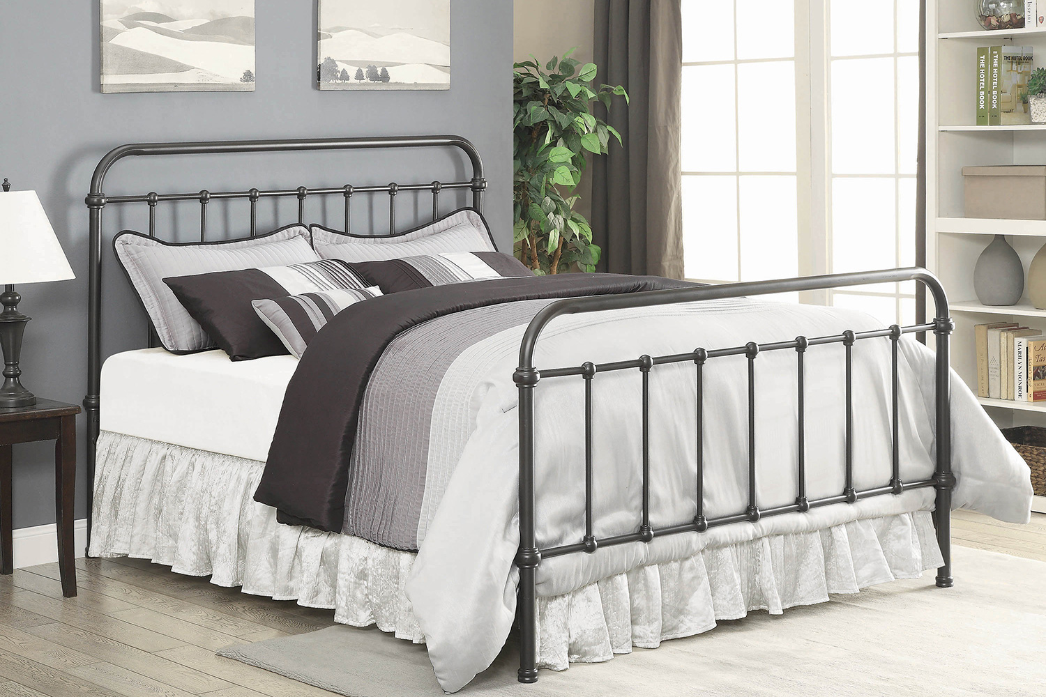 Coaster Livingston California King Panel Metal Bed - Dark Bronze